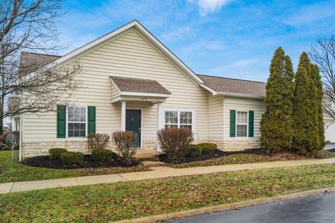 Tiny photo for 6035 Avatar Drive 8-6035 #8-6035, New Albany, OH 43054 (MLS # 226000868)
