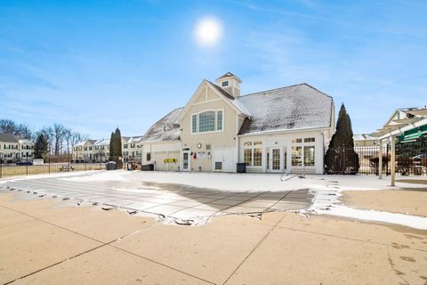 Tiny photo for 6035 Avatar Drive 8-6035 #8-6035, New Albany, OH 43054 (MLS # 226000868)