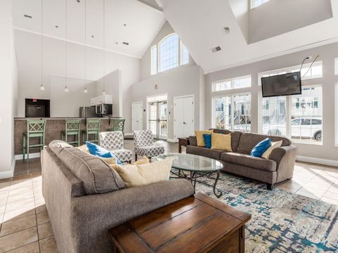 Tiny photo for 6035 Avatar Drive 8-6035 #8-6035, New Albany, OH 43054 (MLS # 226000868)