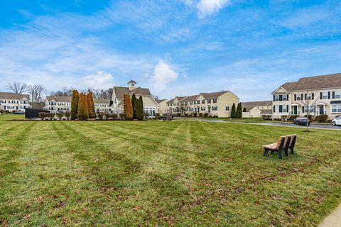 Tiny photo for 6035 Avatar Drive 8-6035 #8-6035, New Albany, OH 43054 (MLS # 226000868)