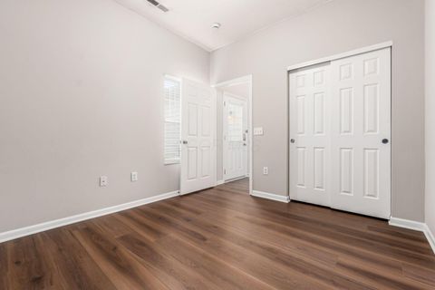 Tiny photo for 6035 Avatar Drive 8-6035 #8-6035, New Albany, OH 43054 (MLS # 226000868)