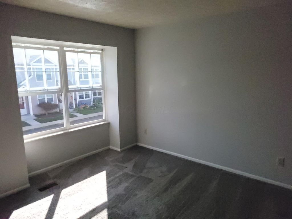 Photo of 872 Upholland Lane 12D #12D, Worthington, OH 43085 (MLS # 225046306)