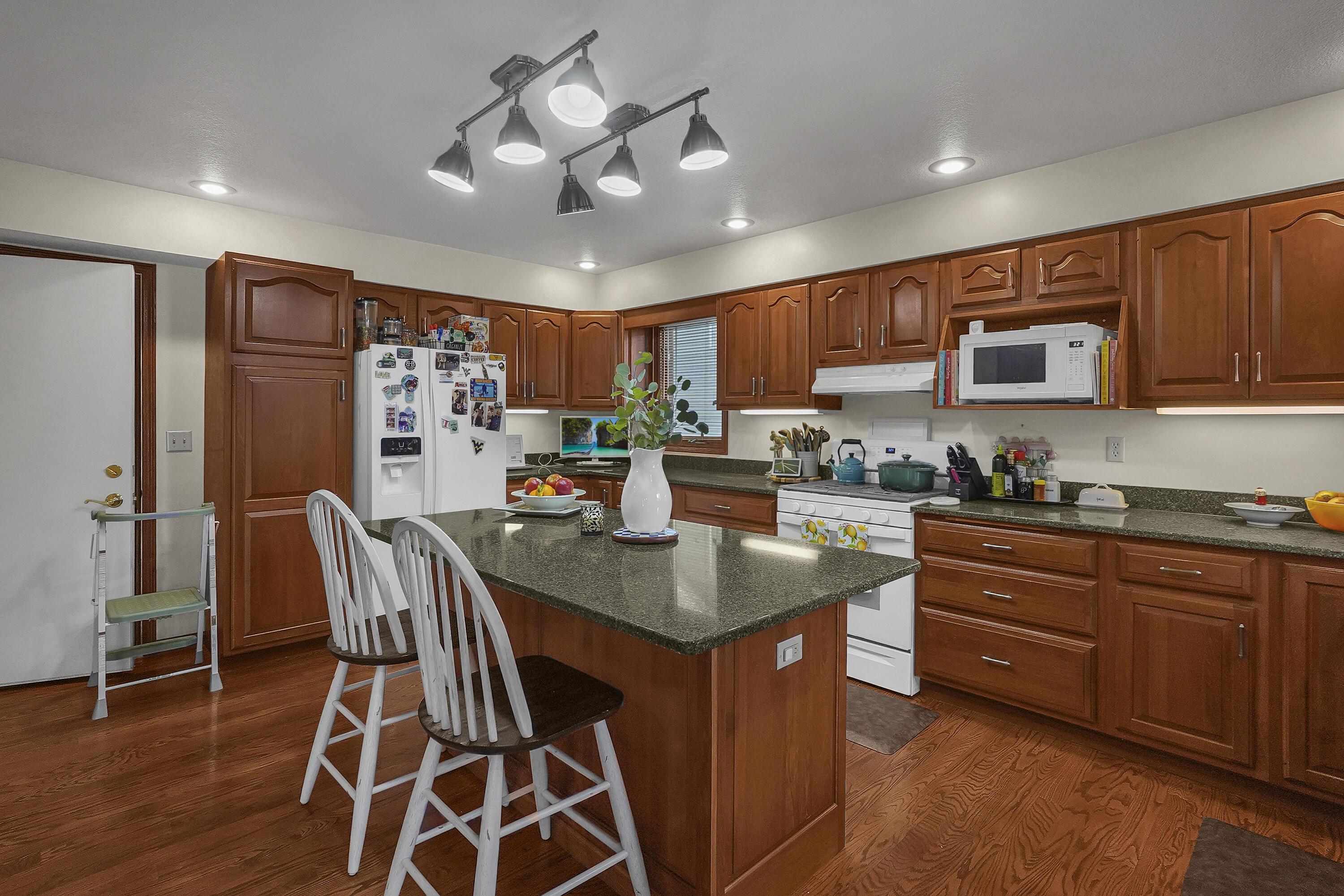 103 Bantry Street, Granville, Ohio image 11