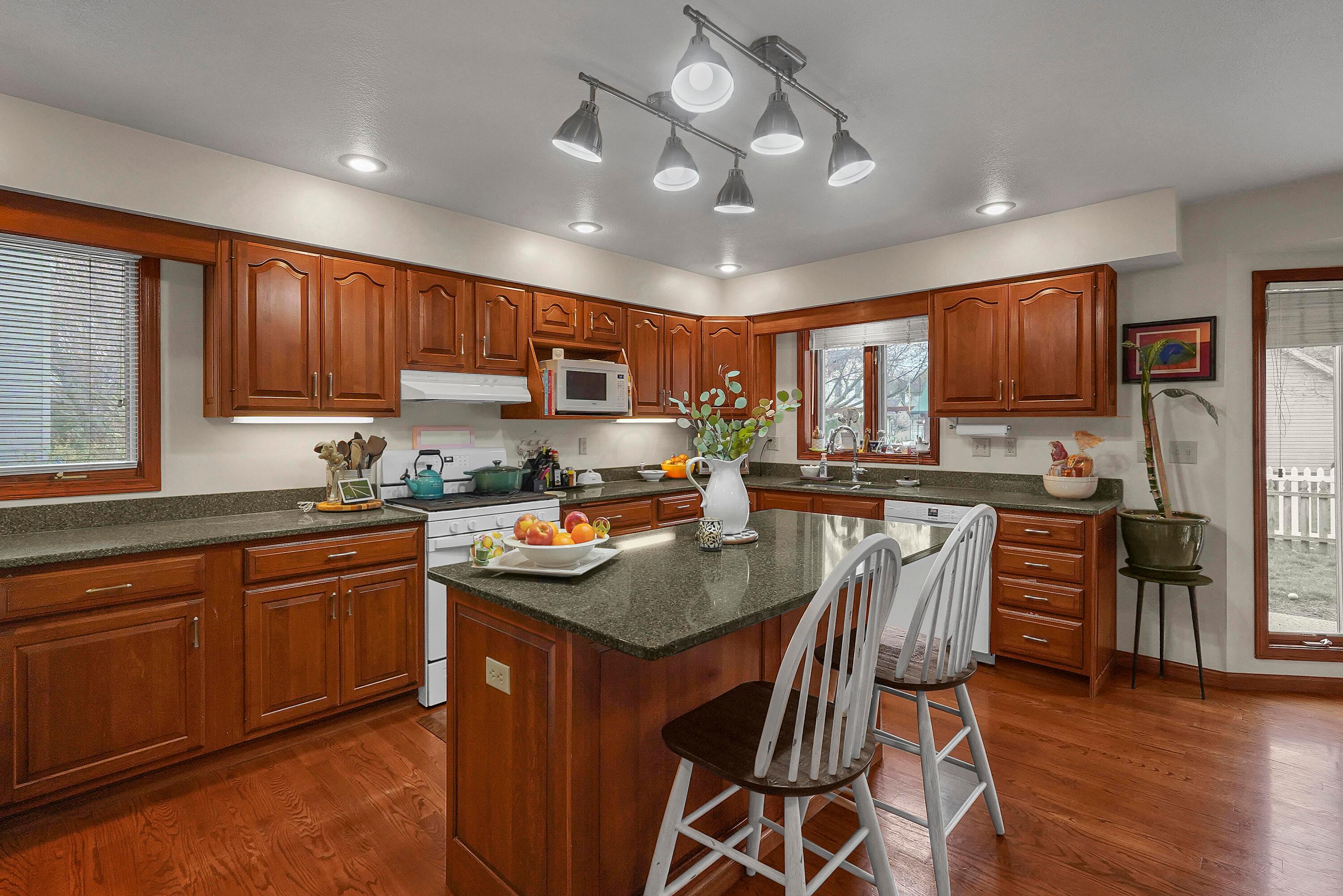 103 Bantry Street, Granville, Ohio image 12