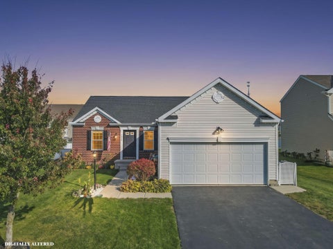 Photo of 1524 Mary Lou Drive, Pataskala, OH 43062 (MLS # 226038714)