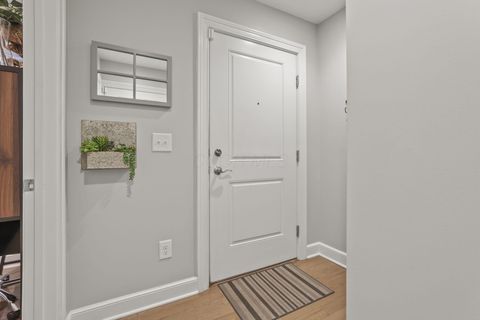 Tiny photo for 138 E Greenwood Avenue, Columbus, OH 43201 (MLS # 226002819)