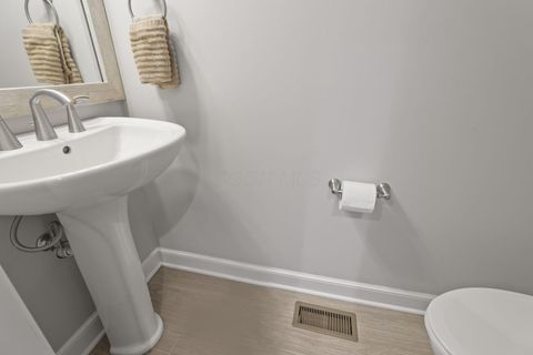 Tiny photo for 138 E Greenwood Avenue, Columbus, OH 43201 (MLS # 226002819)