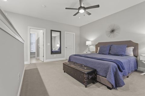 Tiny photo for 138 E Greenwood Avenue, Columbus, OH 43201 (MLS # 226002819)