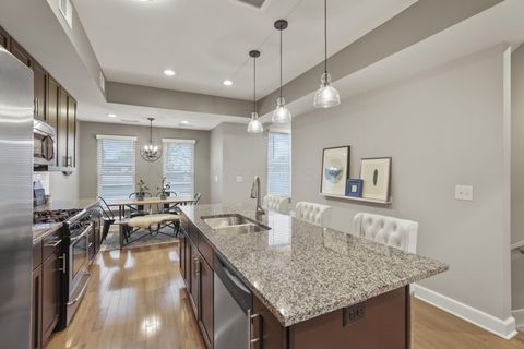 Tiny photo for 138 E Greenwood Avenue, Columbus, OH 43201 (MLS # 226002819)