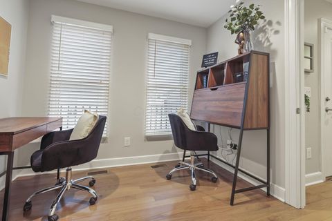 Tiny photo for 138 E Greenwood Avenue, Columbus, OH 43201 (MLS # 226002819)