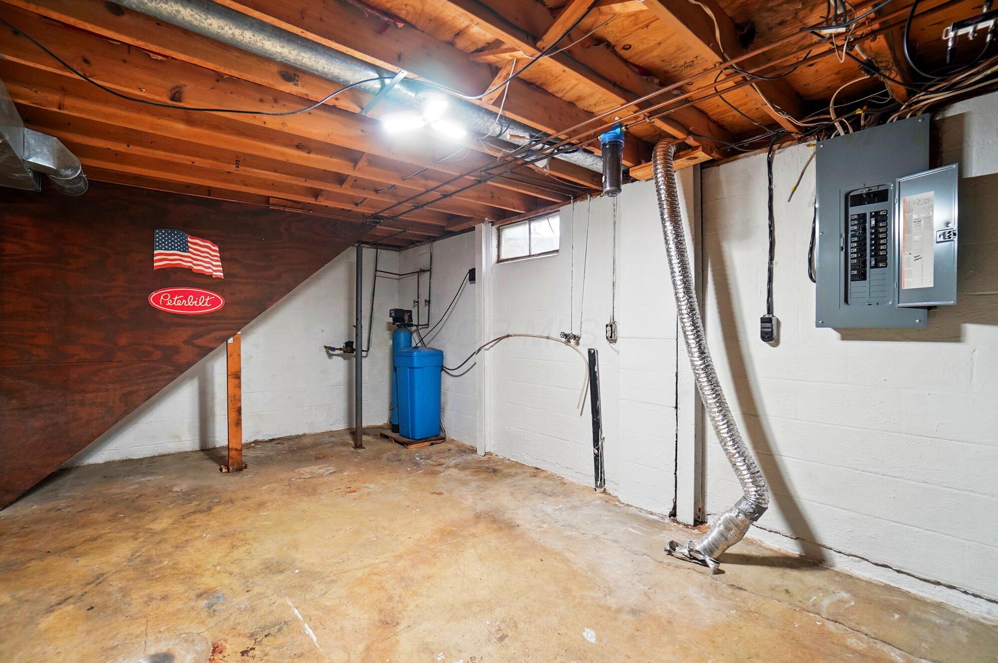 8440 Blue Lake Avenue, Galloway, Ohio image 31