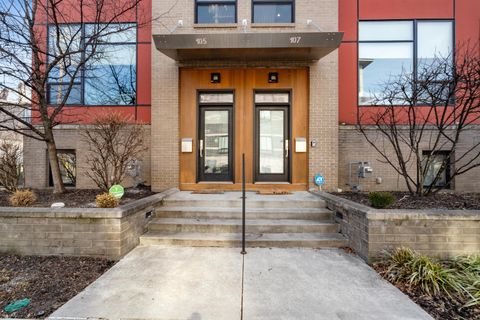 Photo of 107 Aston Row Lane, Columbus, OH 43201 (MLS # 226010065)