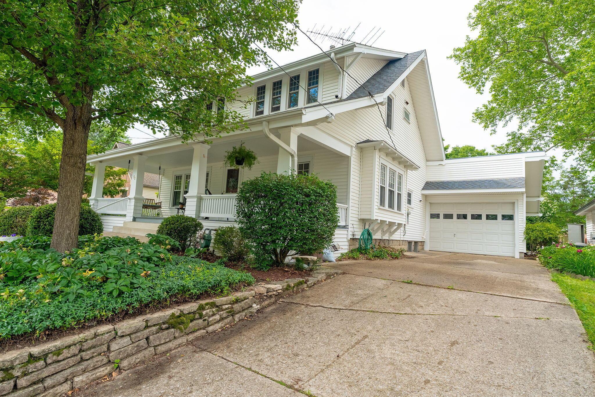 98 W Plum Street, Westerville, Ohio image 5