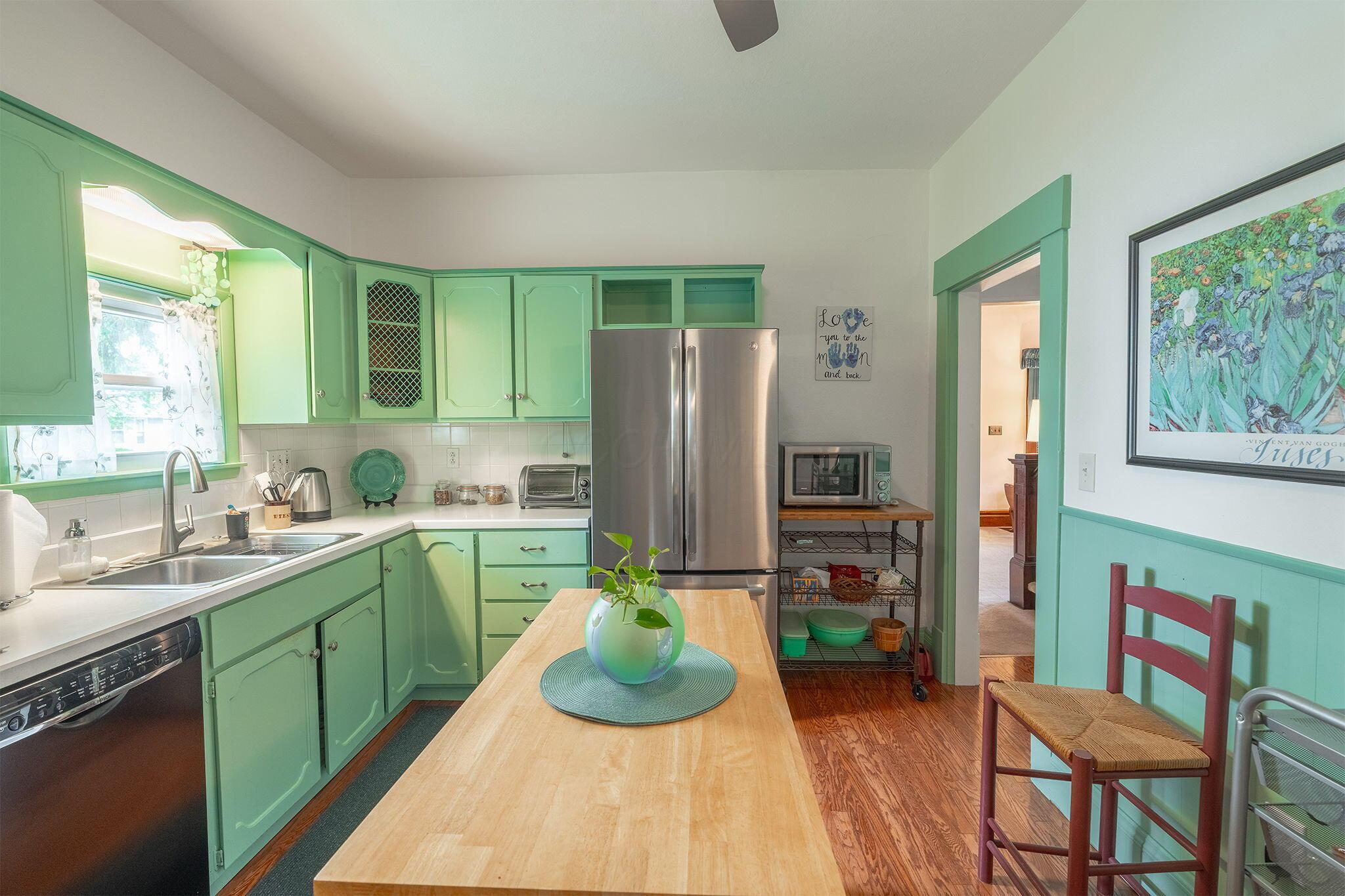 98 W Plum Street, Westerville, Ohio image 18