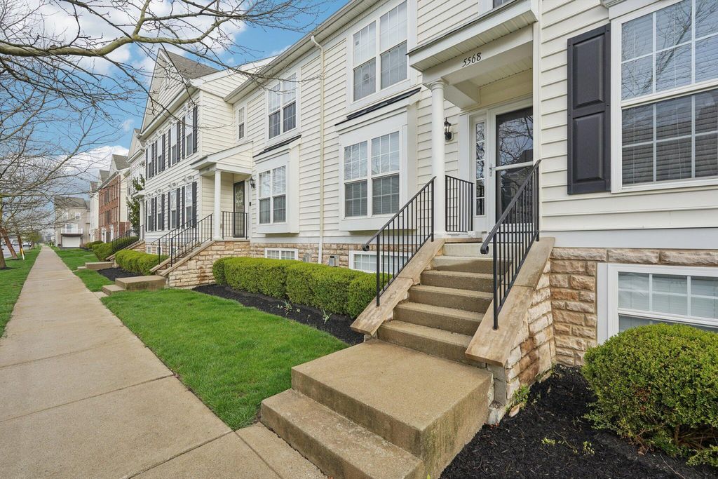 Photo of 5568 Crystal Falls Street 66 #66, Dublin, OH 43016 (MLS # 226011476)