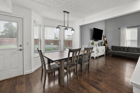 Tiny photo for 3151 Jetstream Drive, Columbus, OH 43231 (MLS # 225040975)