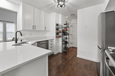 Tiny photo for 3151 Jetstream Drive, Columbus, OH 43231 (MLS # 225040975)