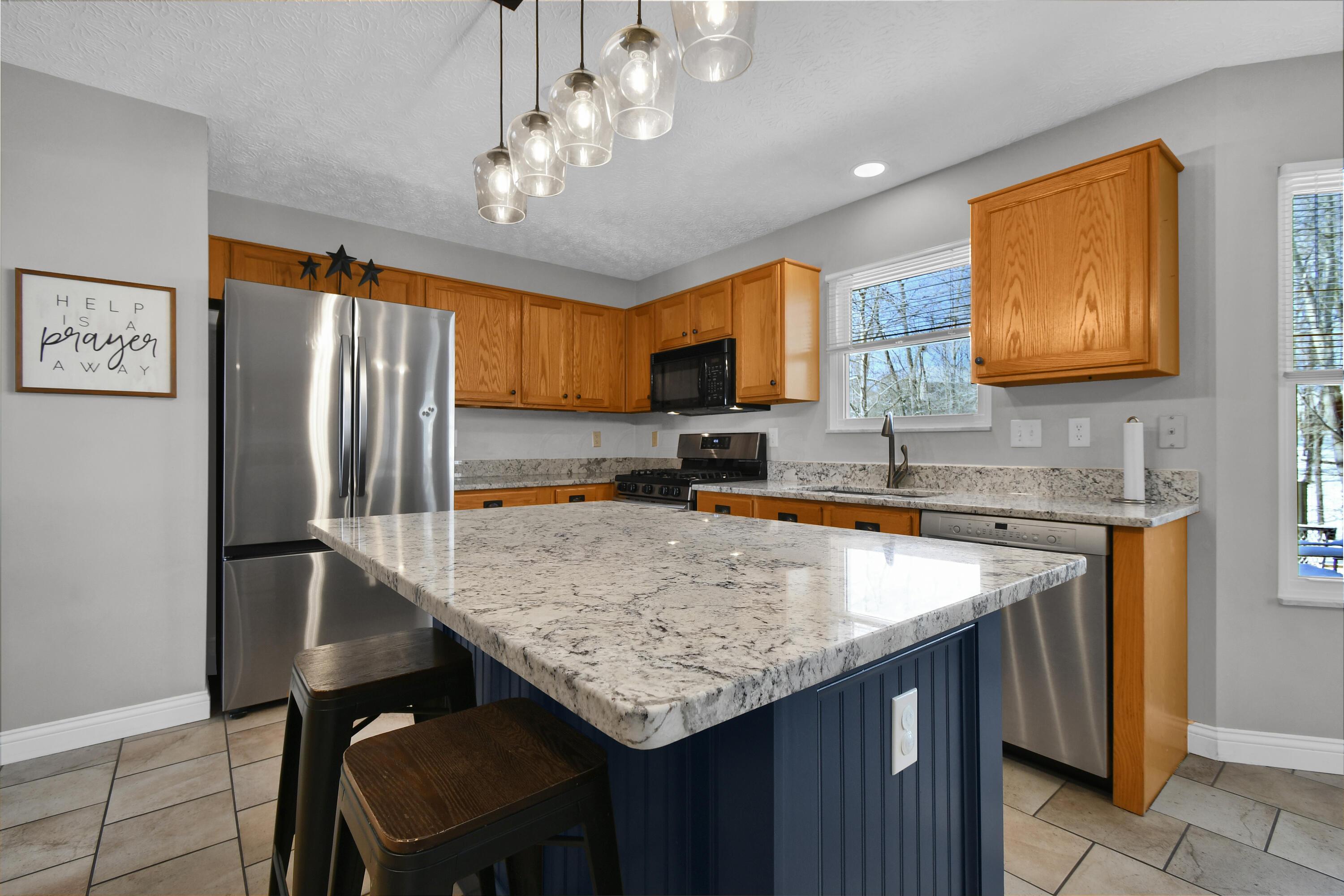 433 Barrington Ridge, Pataskala, Ohio image 16