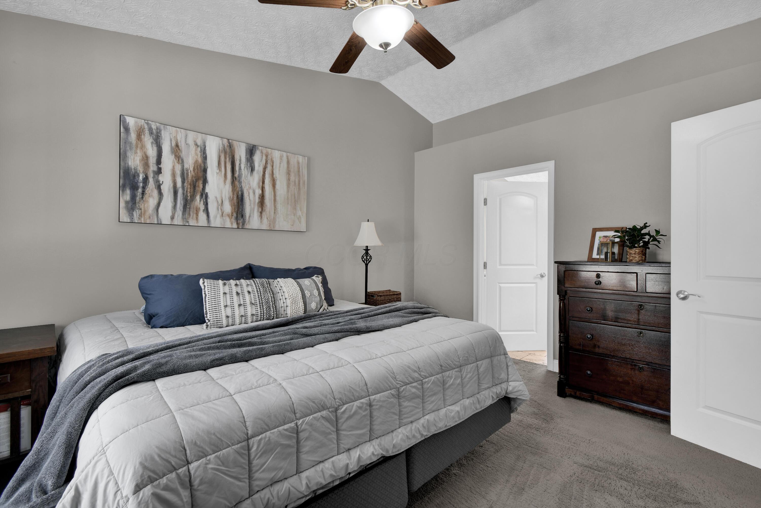 433 Barrington Ridge, Pataskala, Ohio image 32