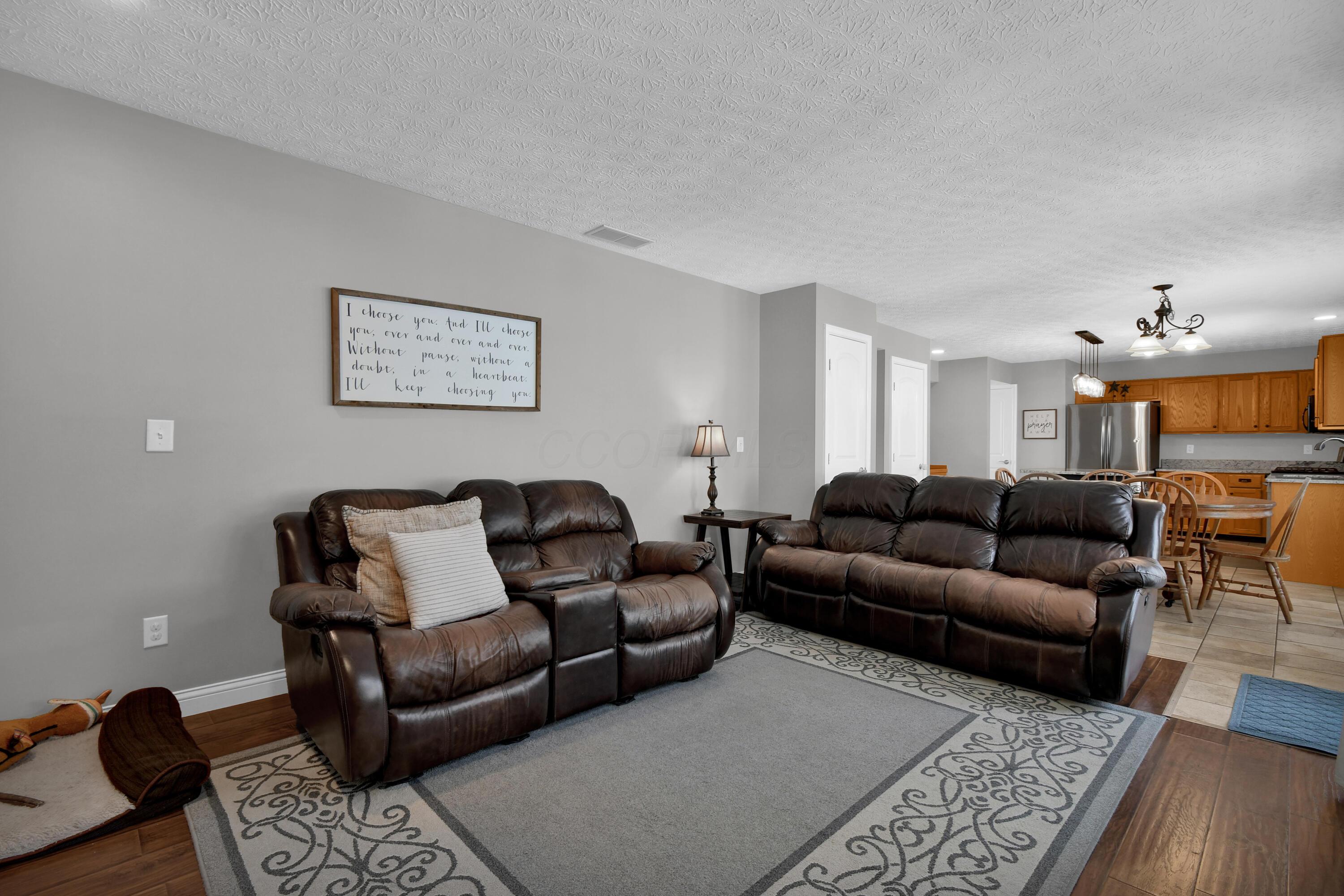 433 Barrington Ridge, Pataskala, Ohio image 23