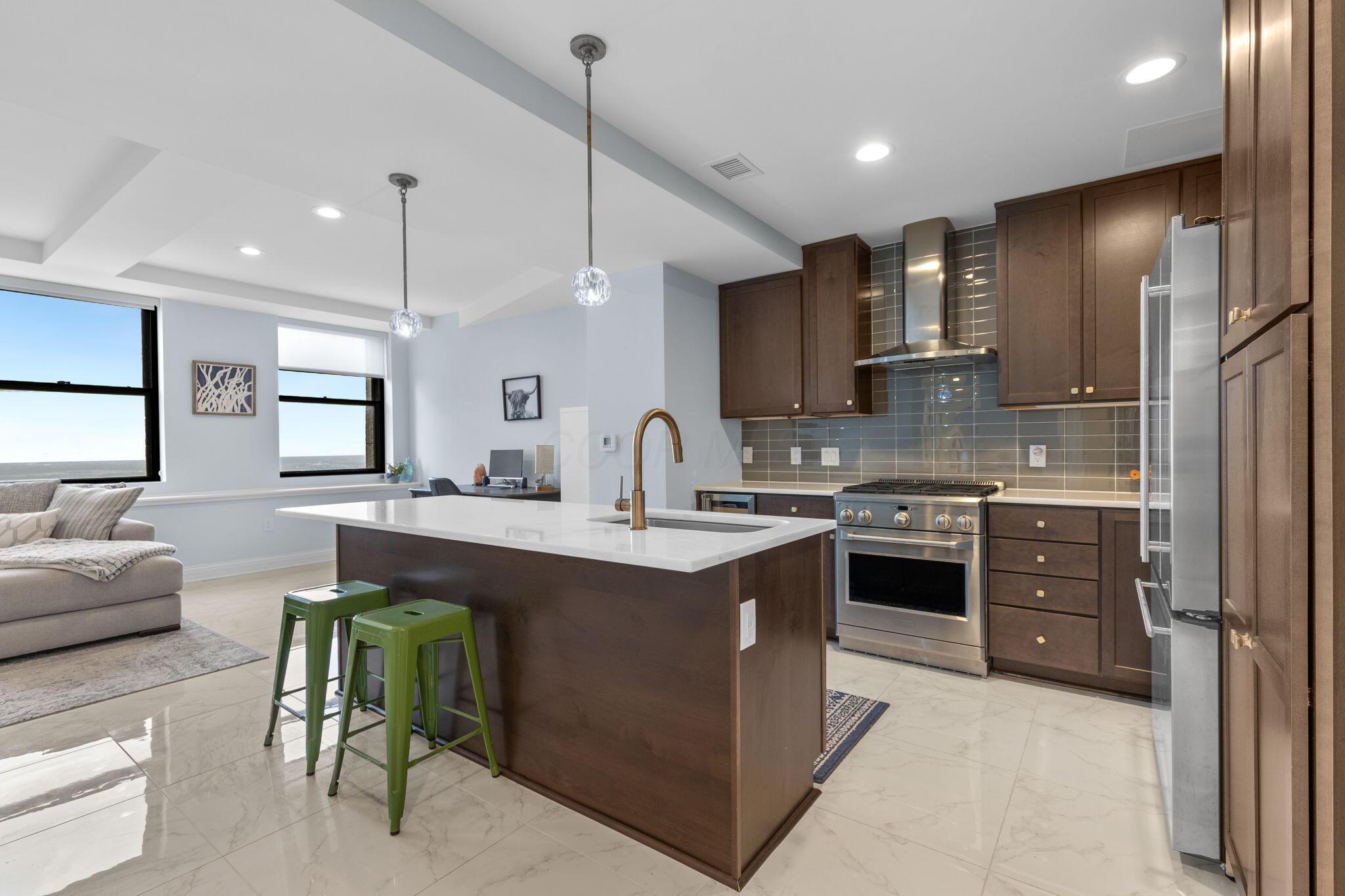 50 W Broad Street 3401