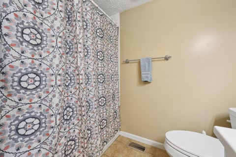 Tiny photo for 3967 Skyline Drive, Zanesville, OH 43701 (MLS # 226032968)