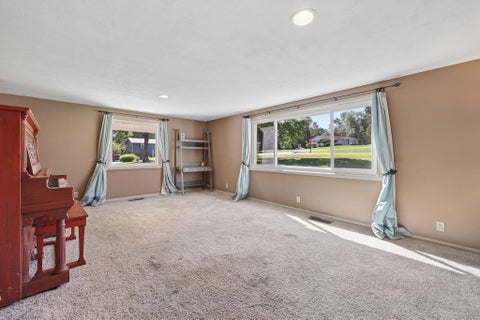 Tiny photo for 3967 Skyline Drive, Zanesville, OH 43701 (MLS # 226032968)