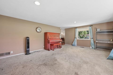 Tiny photo for 3967 Skyline Drive, Zanesville, OH 43701 (MLS # 226032968)