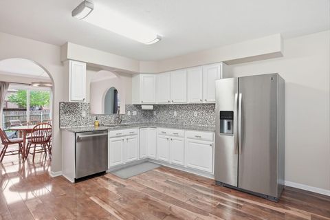Tiny photo for 734 Corbel Drive, Marysville, OH 43040 (MLS # 226014477)