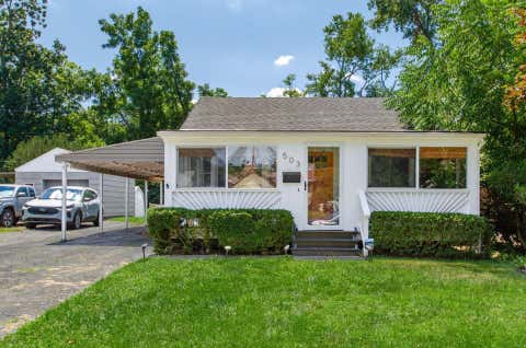 Photo of 503 Chase Road, Columbus, OH 43214 (MLS # 226029923)