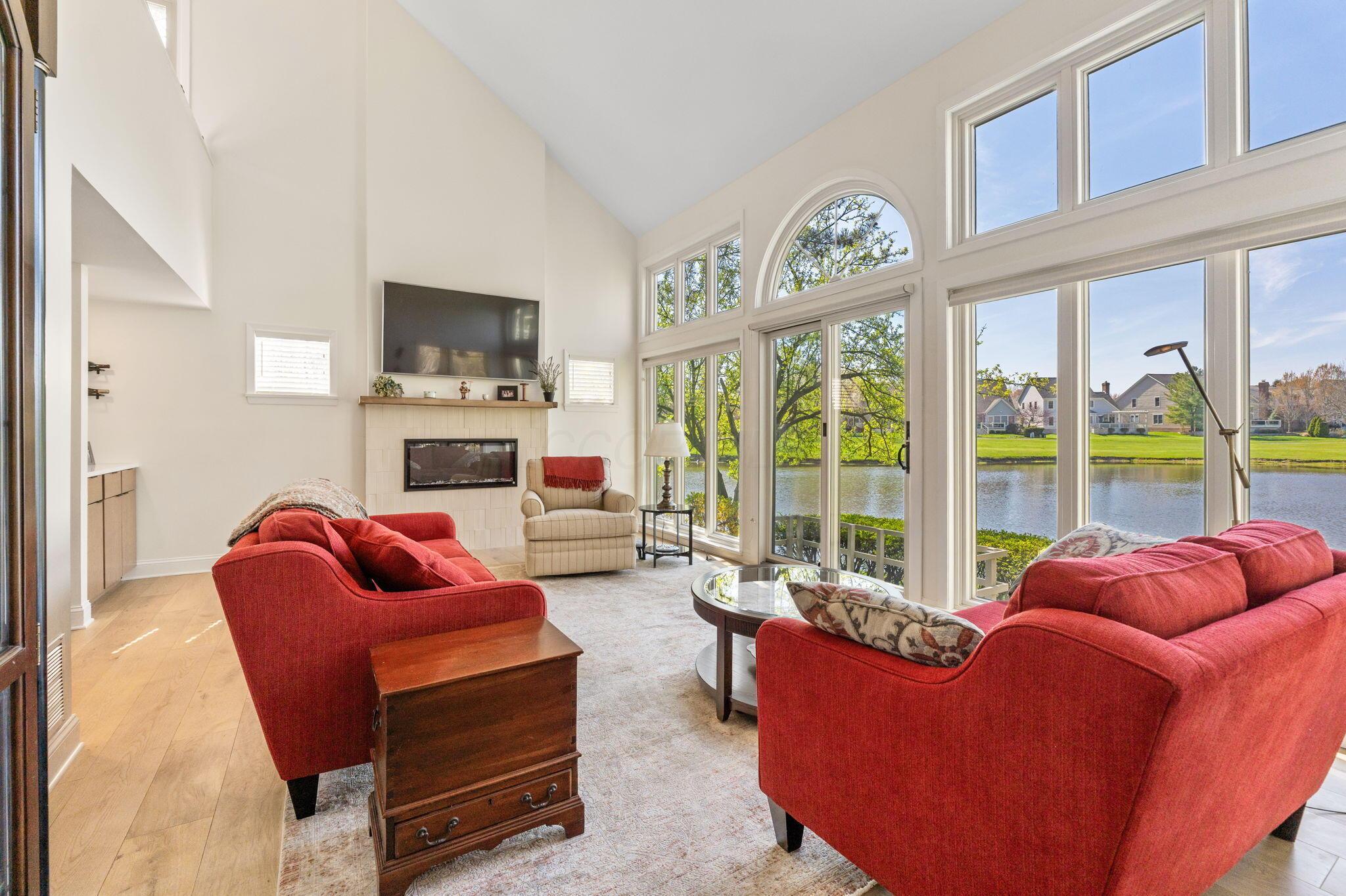 6092 Glenbarr Place, Dublin, Ohio image 9