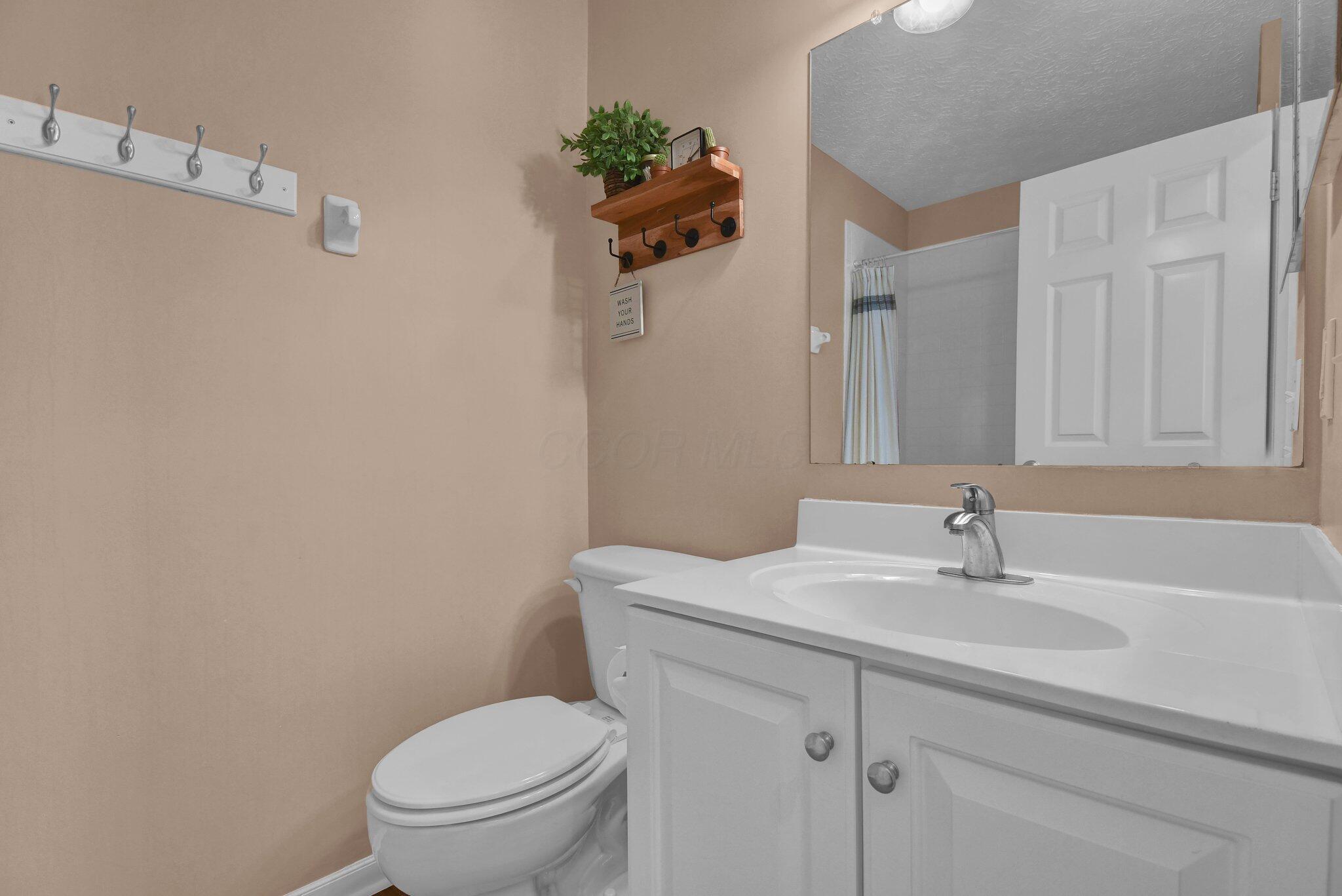 389 Highbanks Valley Drive, Newark, Ohio image 18