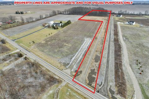 Photo of 2112 Horseshoe Road, Delaware, OH 43015 (MLS # 226000876)