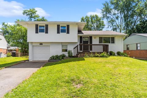 Photo of 5016 Julie Place, Columbus, OH 43229 (MLS # 226023676)