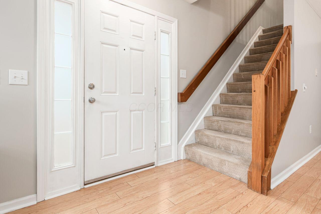 7061 Hill Gail Drive, New Albany, Ohio image 3