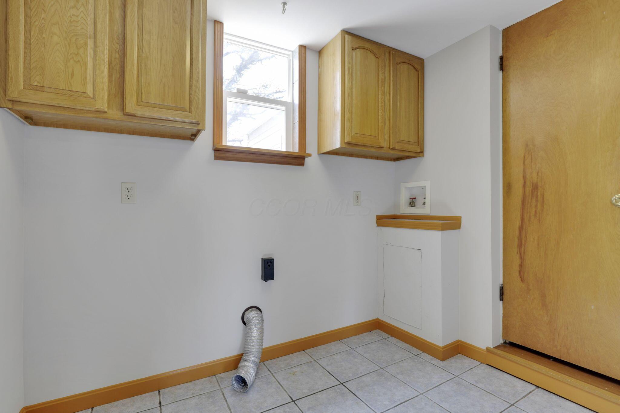 410 Sturbridge Road, Columbus, Ohio image 13