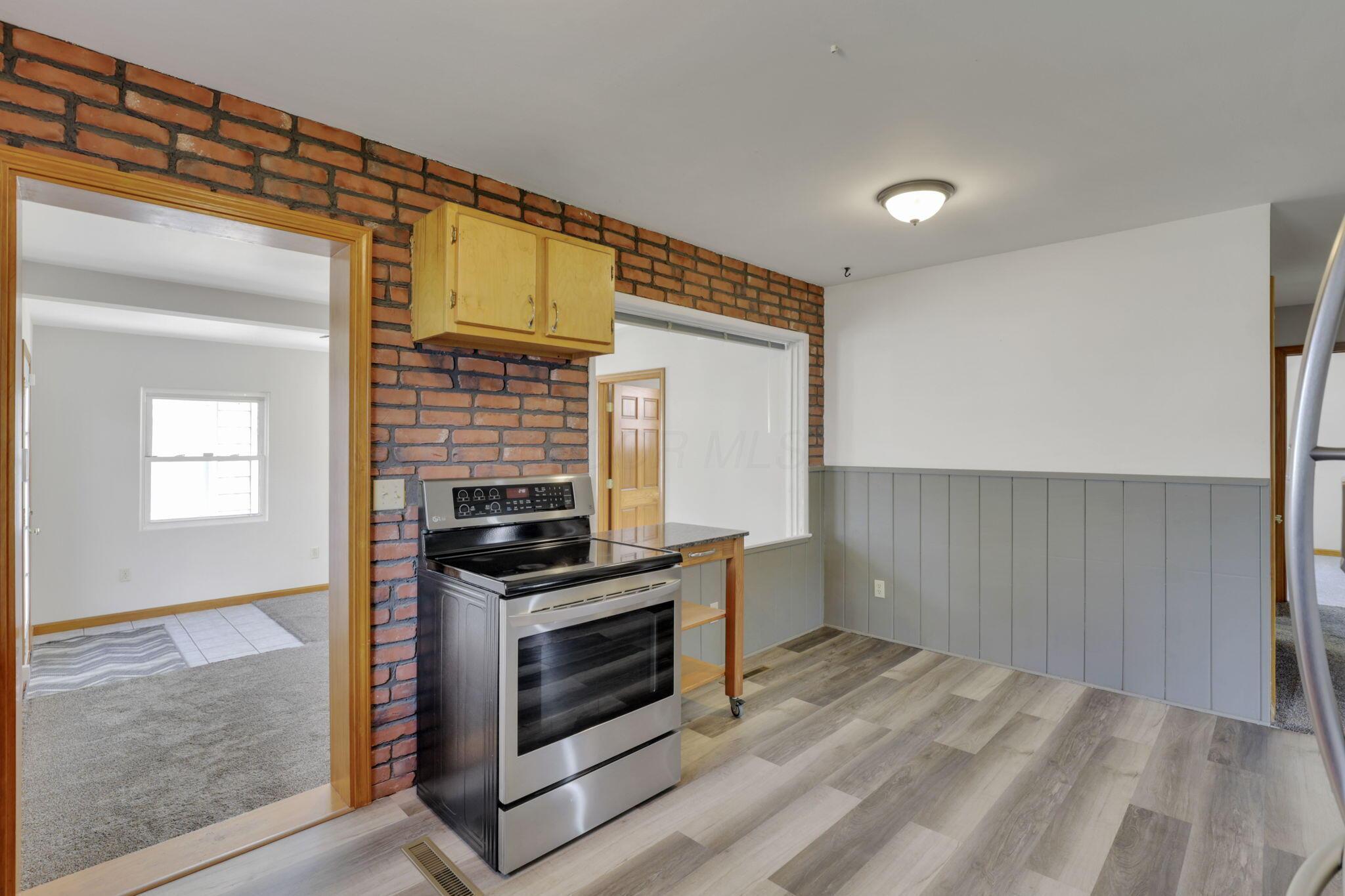 410 Sturbridge Road, Columbus, Ohio image 8