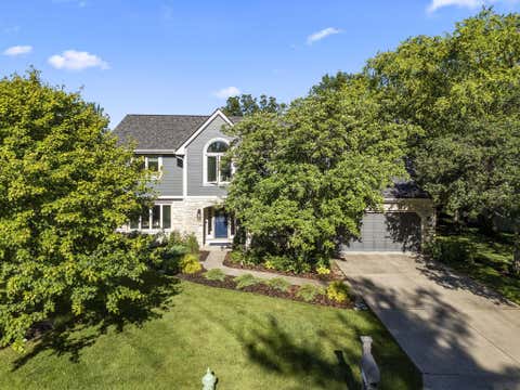 Photo of 8845 Davington Drive, Dublin, OH 43017 (MLS # 226022046)