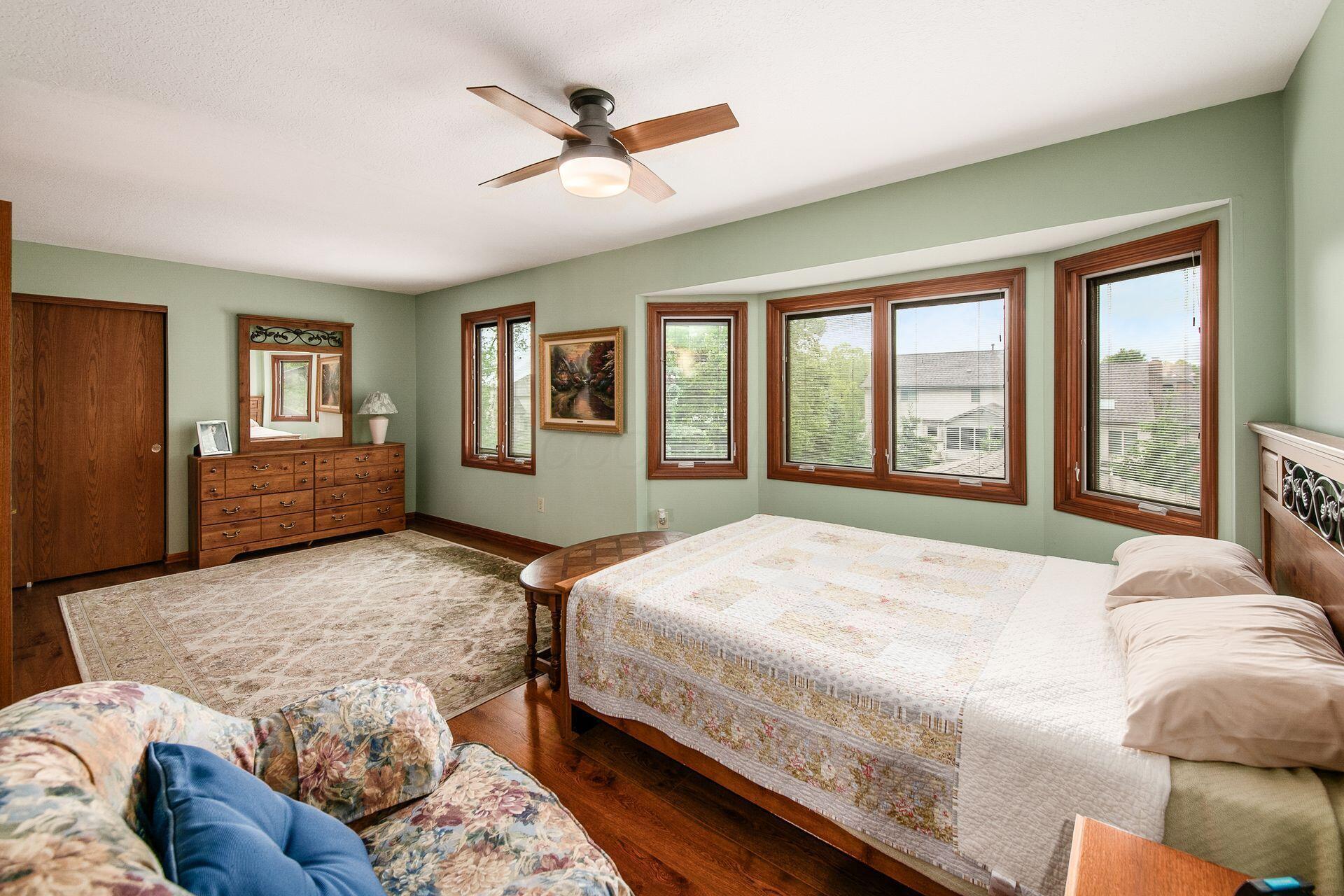 12577 Bentley Drive, Pickerington, Ohio image 29