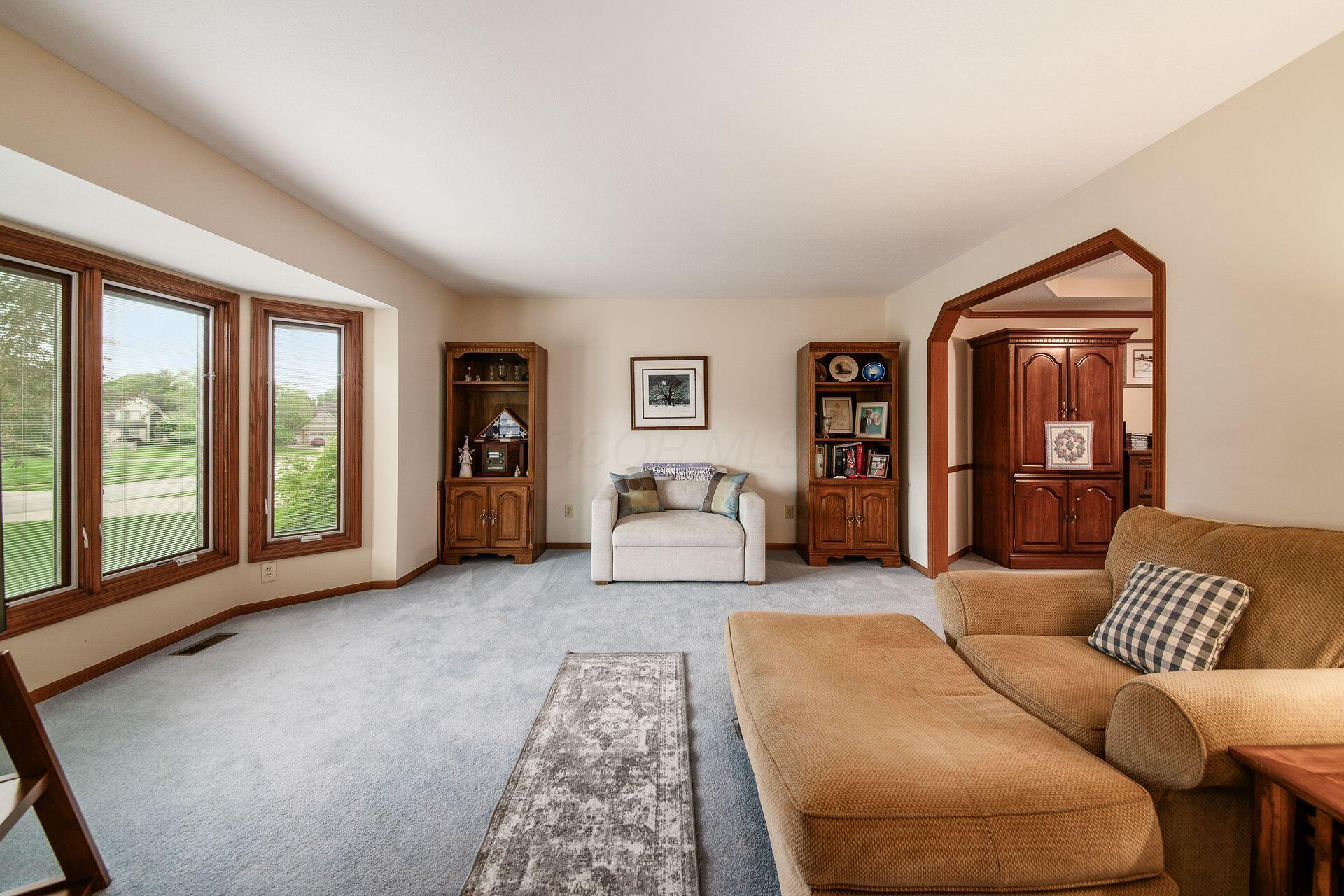 12577 Bentley Drive, Pickerington, Ohio image 9