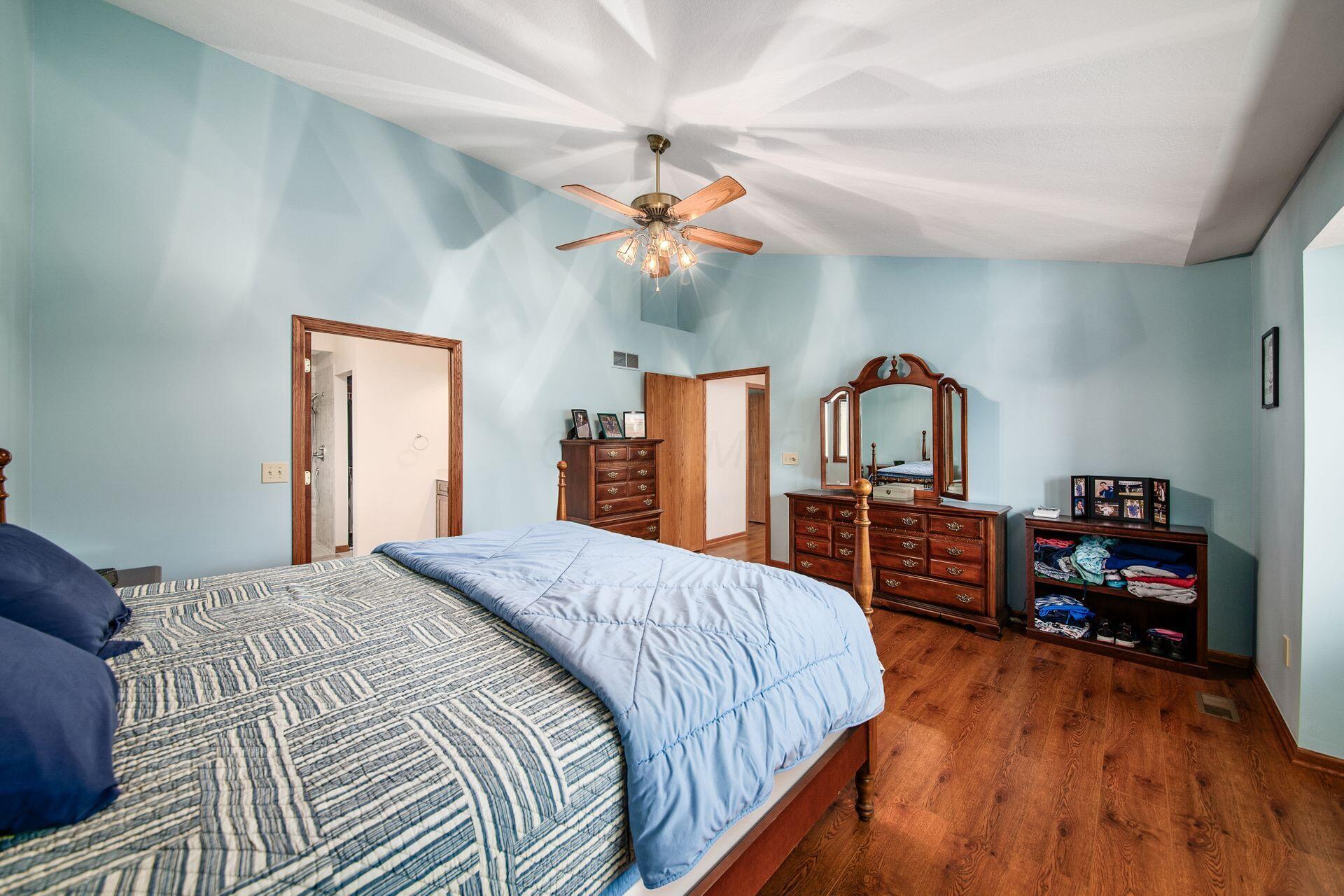 12577 Bentley Drive, Pickerington, Ohio image 35