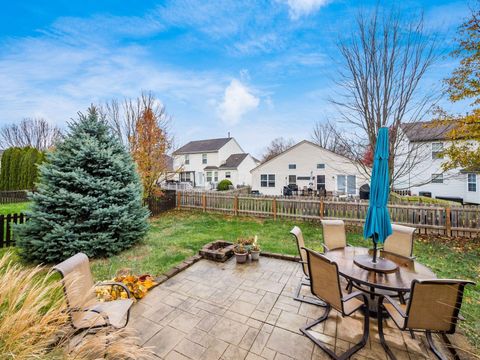 Tiny photo for 2350 Hetter Street, Columbus, OH 43228 (MLS # 225044391)