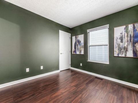 Tiny photo for 2350 Hetter Street, Columbus, OH 43228 (MLS # 225044391)