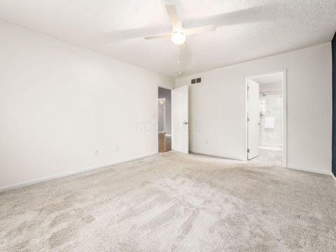 Tiny photo for 2350 Hetter Street, Columbus, OH 43228 (MLS # 225044391)