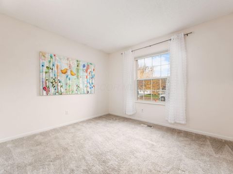 Tiny photo for 2350 Hetter Street, Columbus, OH 43228 (MLS # 225044391)