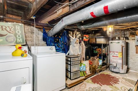 Tiny photo for 1046 Summit Street, Columbus, OH 43201 (MLS # 226000769)