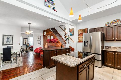 Tiny photo for 1046 Summit Street, Columbus, OH 43201 (MLS # 226000769)