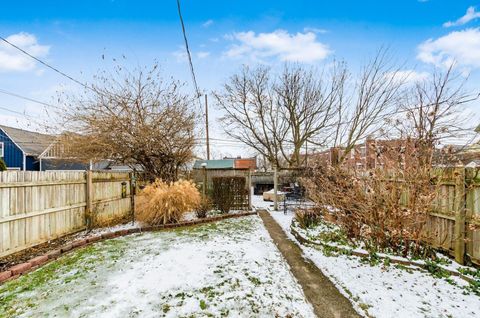 Tiny photo for 1046 Summit Street, Columbus, OH 43201 (MLS # 226000769)