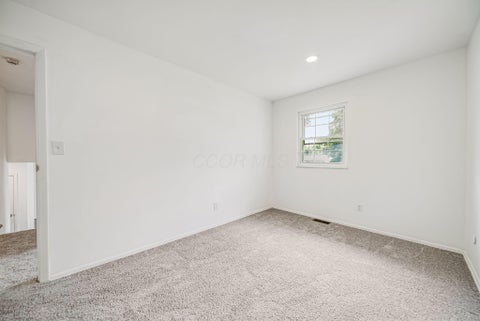 Tiny photo for 2850 Ravenswood Court, Columbus, OH 43232 (MLS # 226027763)
