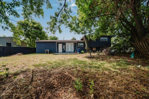 Tiny photo for 2850 Ravenswood Court, Columbus, OH 43232 (MLS # 226027763)